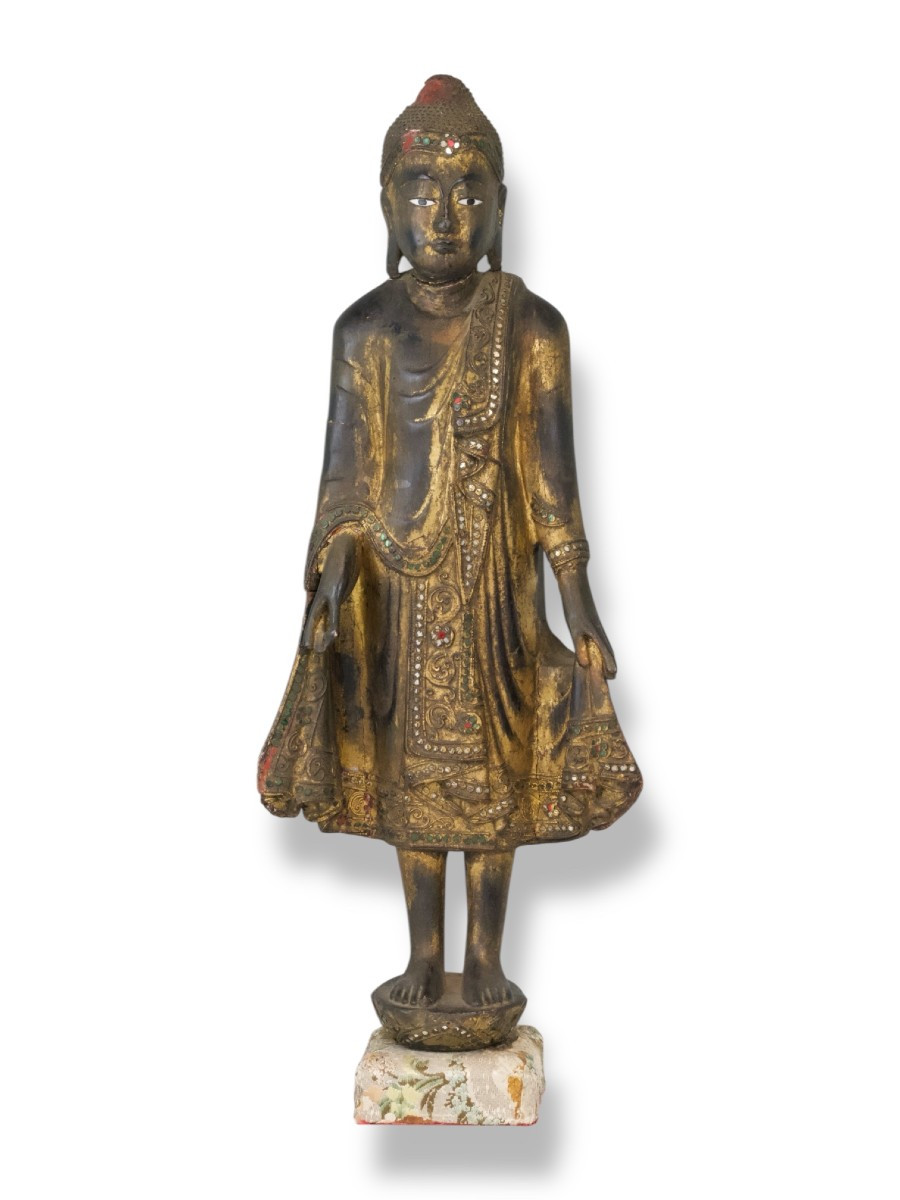 Figura di Buddha Stante su Fiore di Loto in Legno - Thailandia XIX Secolo